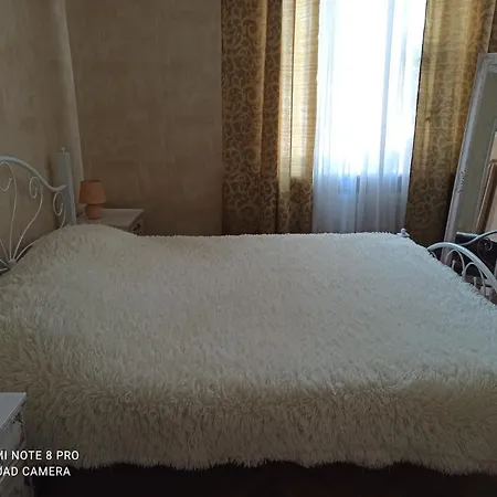 Апартаменты Comfort Near Opera Theater *